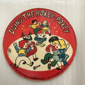 Plastic 45 Record -Yankee Doodle/Hokey Pokey